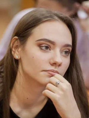 Нестерюк Алёна Олеговна